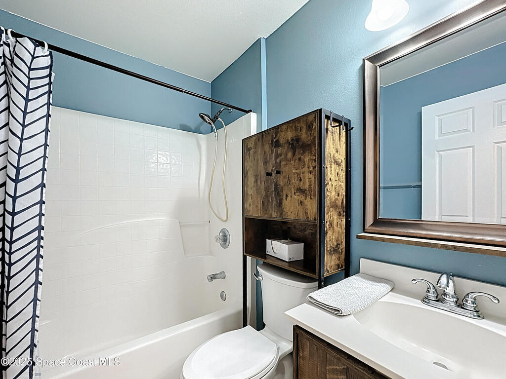 4021 Stonefield Drive, Orlando, FL 32826