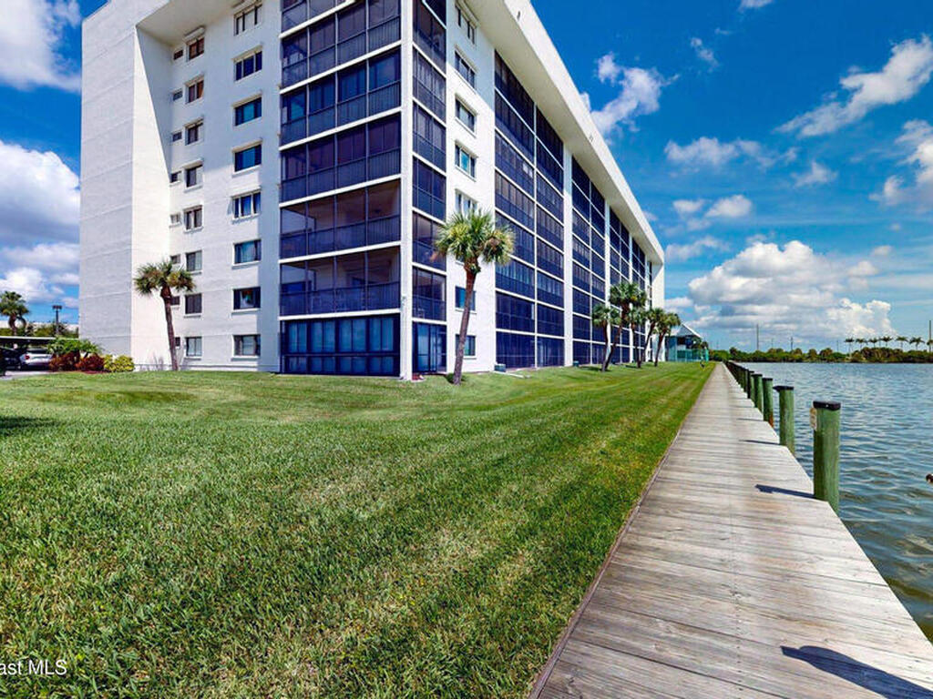 200 S Sykes Creek Parkway, Merritt Island, FL 32952
