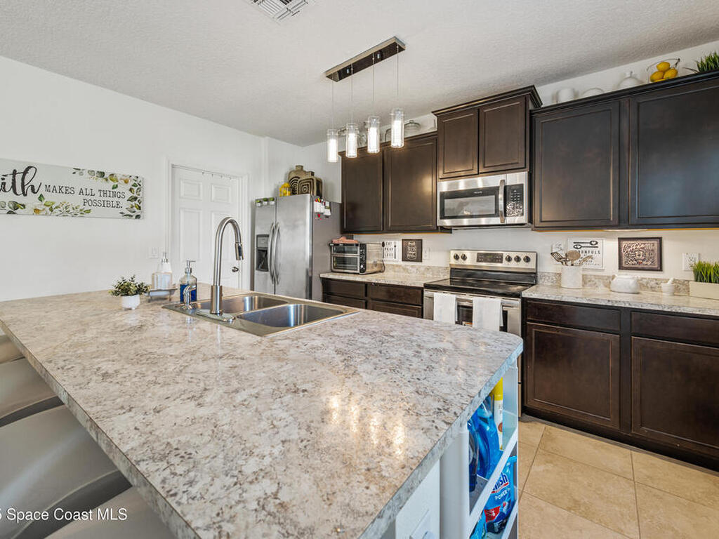 4650 Pagosa Springs Circle, Melbourne, FL 32901