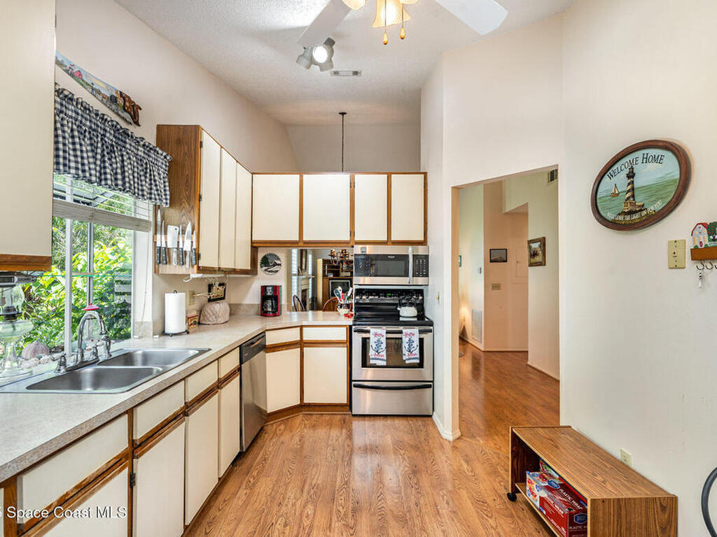 4571 Beck Lake Trail, Melbourne, FL 32901