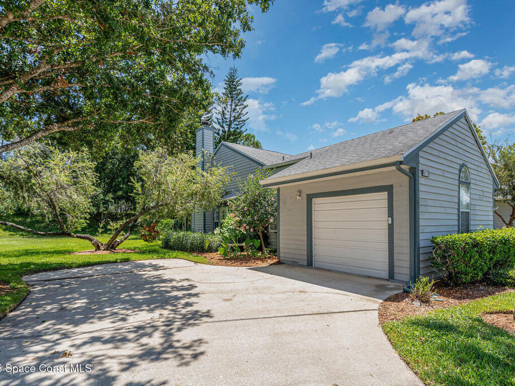 4571 Beck Lake Trail, Melbourne, FL 32901