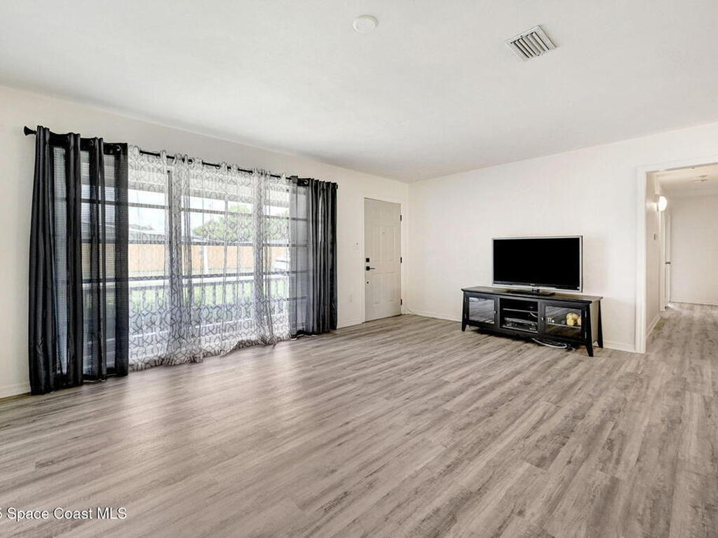 1465 Phyllis Drive, Merritt Island, FL 32952