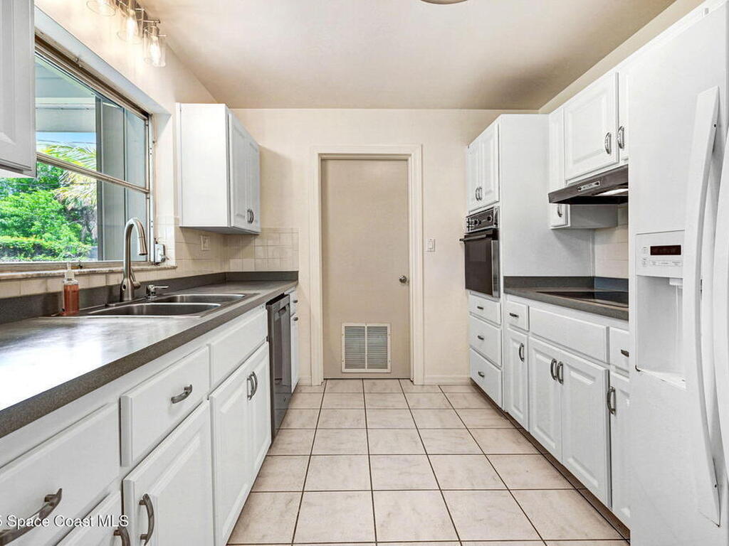1465 Phyllis Drive, Merritt Island, FL 32952