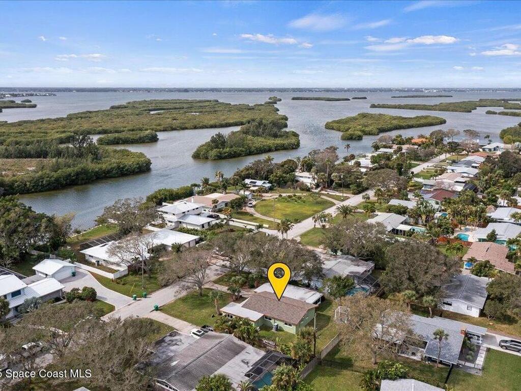737 Nassau Road, Cocoa Beach, FL 32931