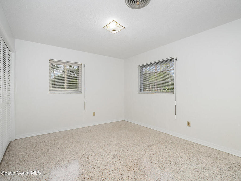 2210 Heron Drive, Merritt Island, FL 32952