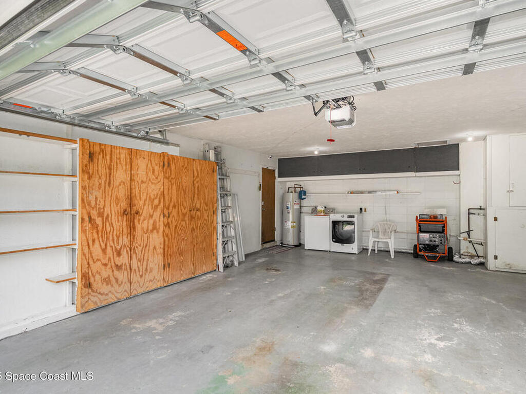 2210 Heron Drive, Merritt Island, FL 32952