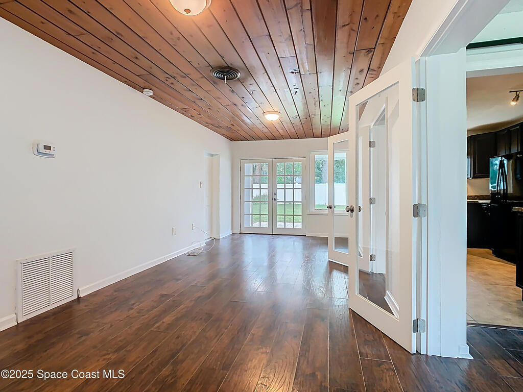 819 W Whitmire Drive, Melbourne, FL 32935