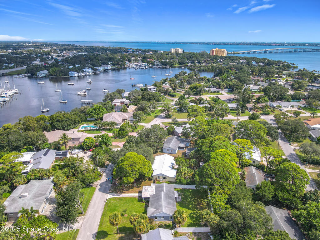 819 W Whitmire Drive, Melbourne, FL 32935