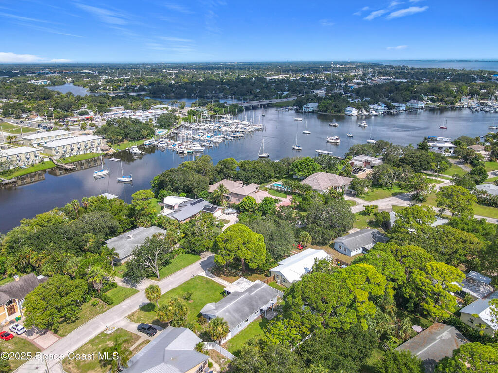 819 W Whitmire Drive, Melbourne, FL 32935