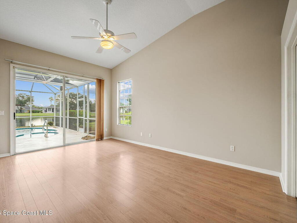 471 Lake Victoria Circle, Melbourne, FL 32940