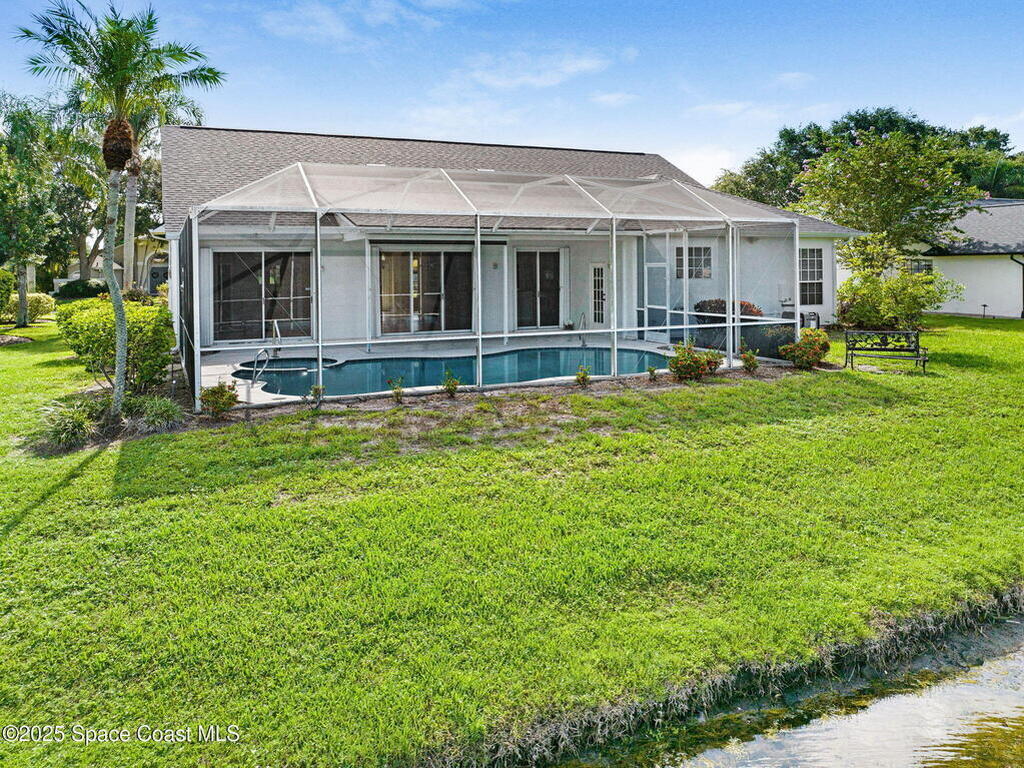 471 Lake Victoria Circle, Melbourne, FL 32940