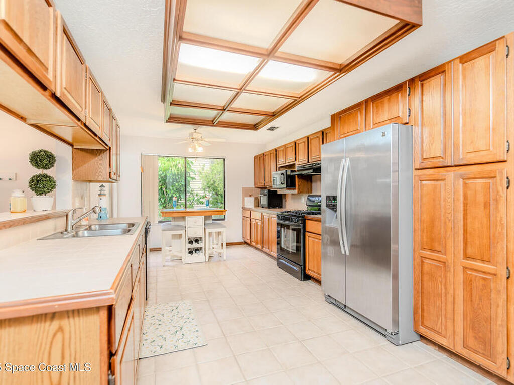 369 Crystal Lake Drive, Melbourne, FL 32940