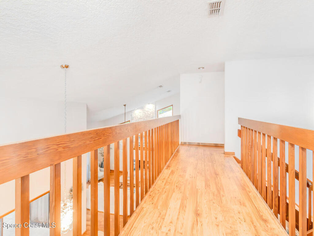 369 Crystal Lake Drive, Melbourne, FL 32940