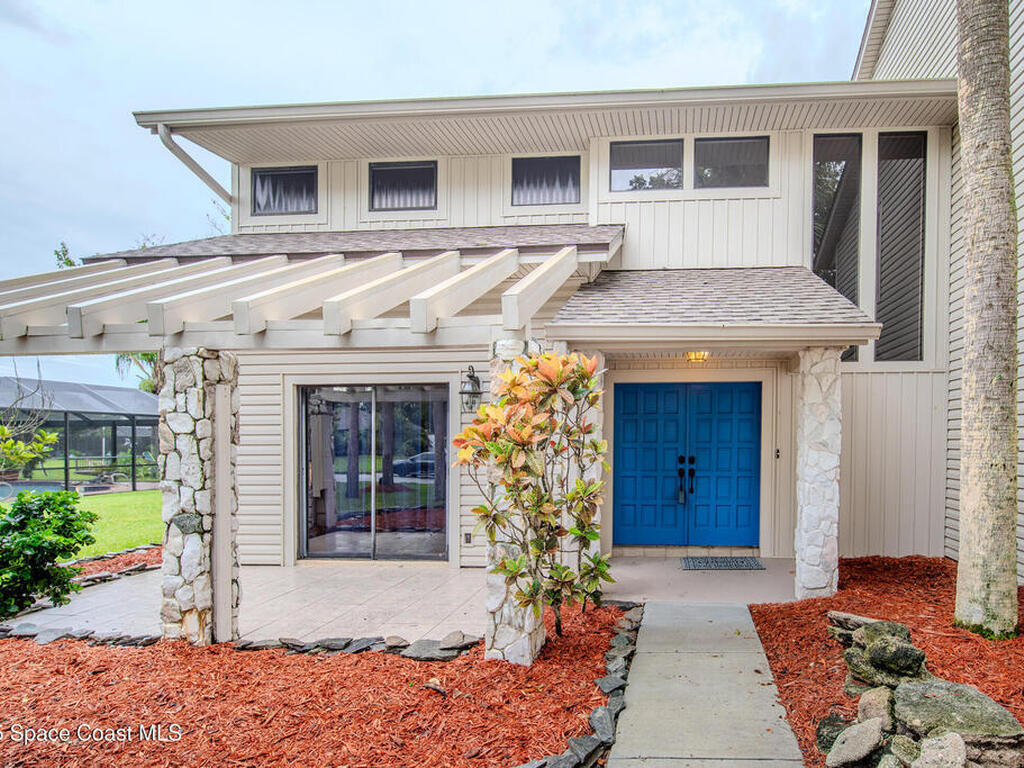 369 Crystal Lake Drive, Melbourne, FL 32940