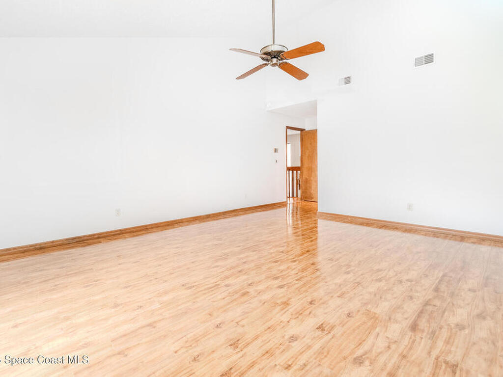 369 Crystal Lake Drive, Melbourne, FL 32940