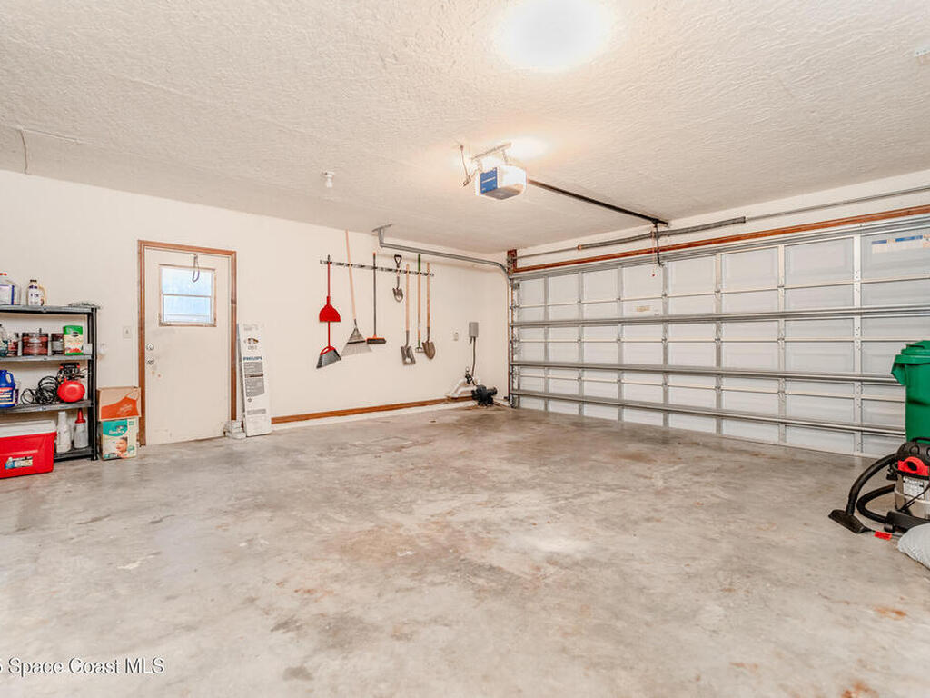 369 Crystal Lake Drive, Melbourne, FL 32940