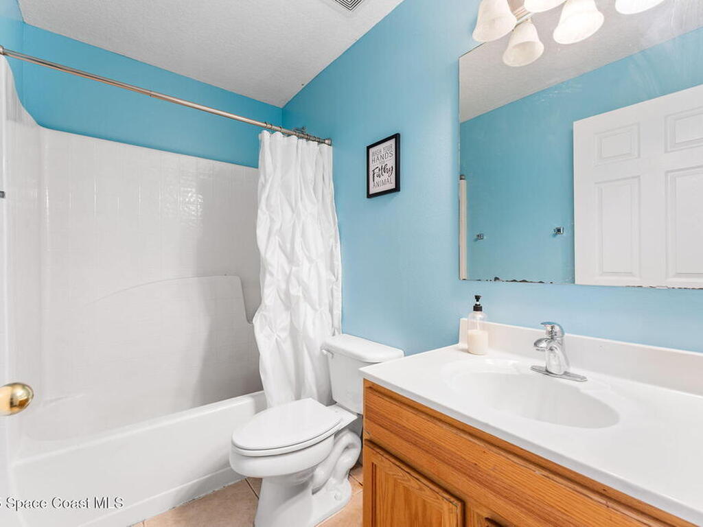 1995 Canopy Drive, Melbourne, FL 32935