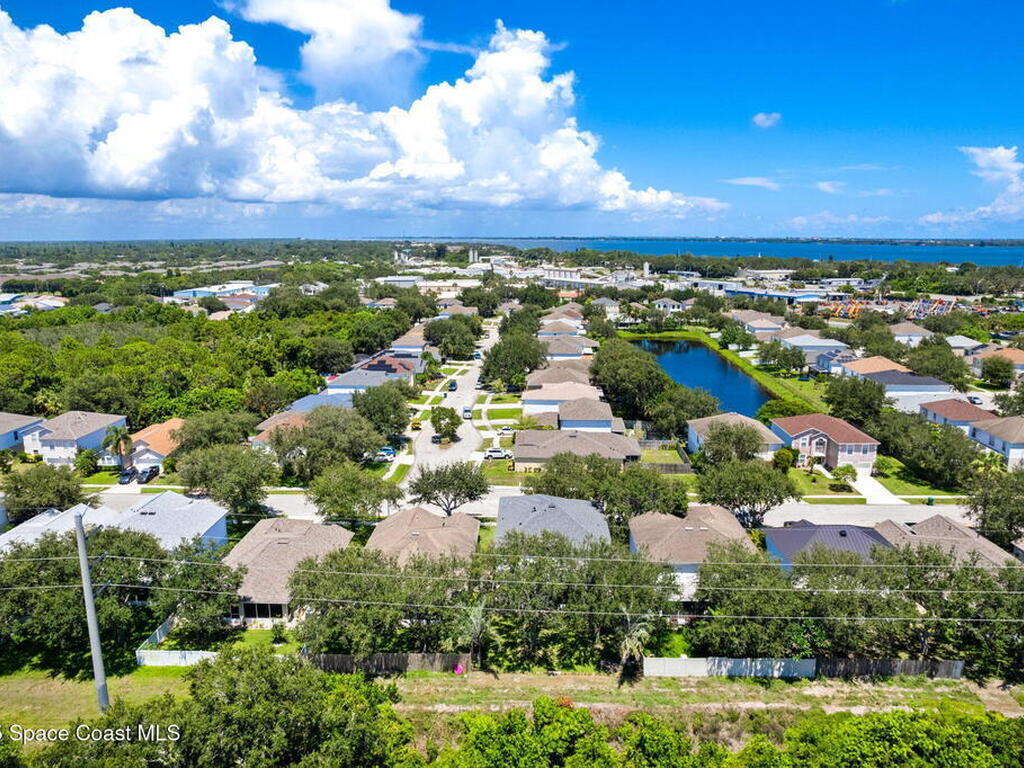 1995 Canopy Drive, Melbourne, FL 32935