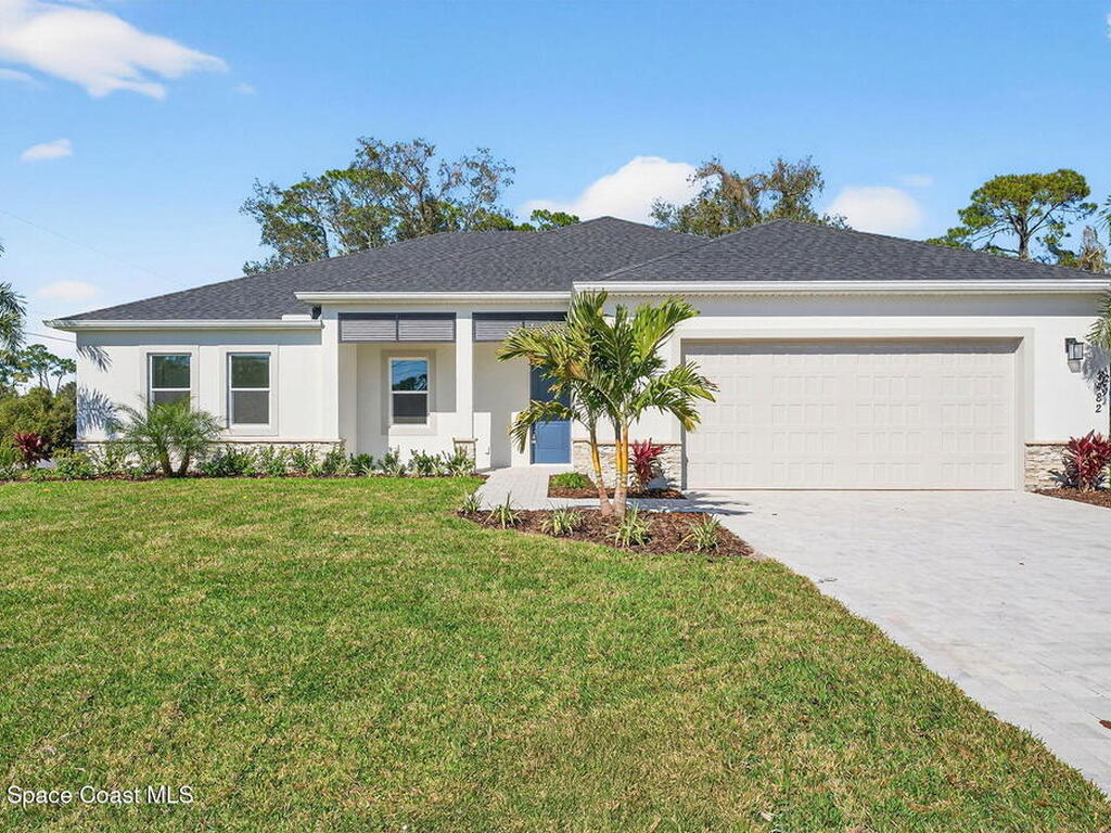 7482 Sheridan Road, West Melbourne, FL 32904