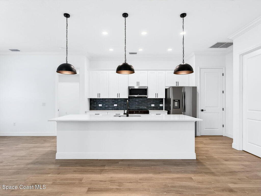 7482 Sheridan Road, West Melbourne, FL 32904