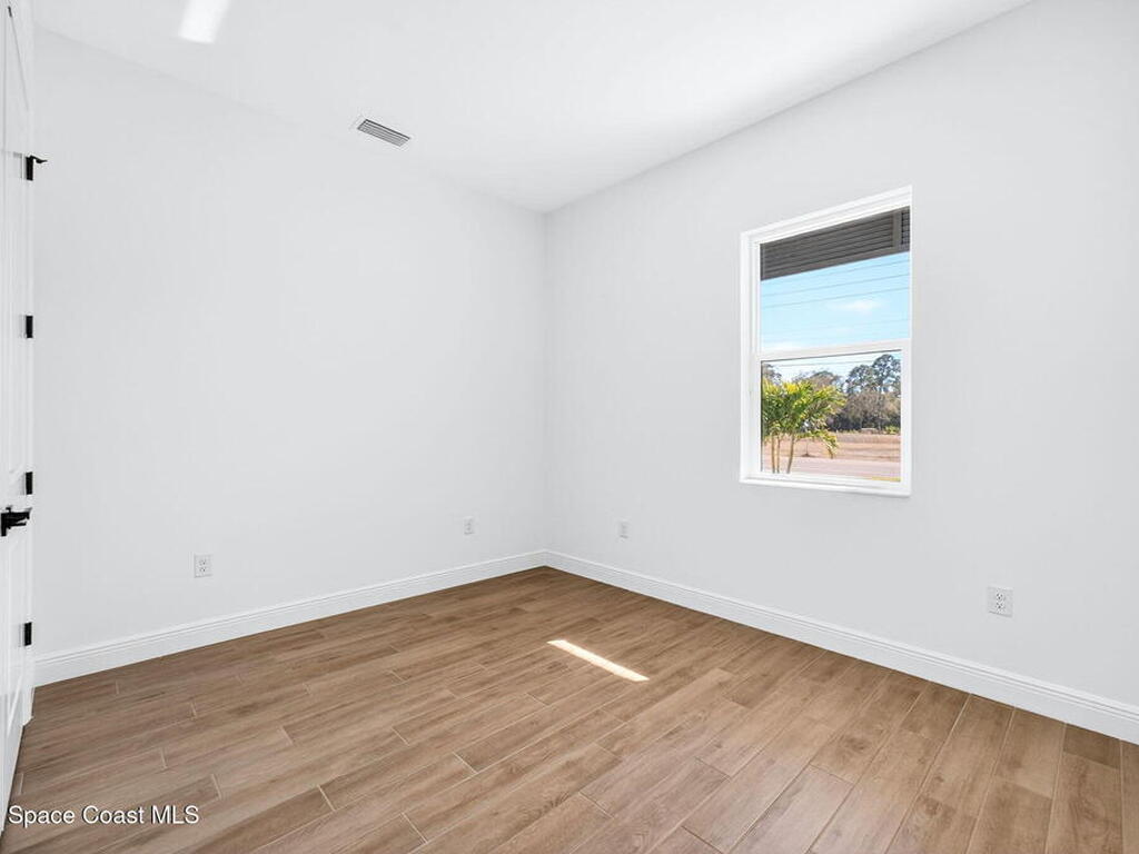 7482 Sheridan Road, West Melbourne, FL 32904