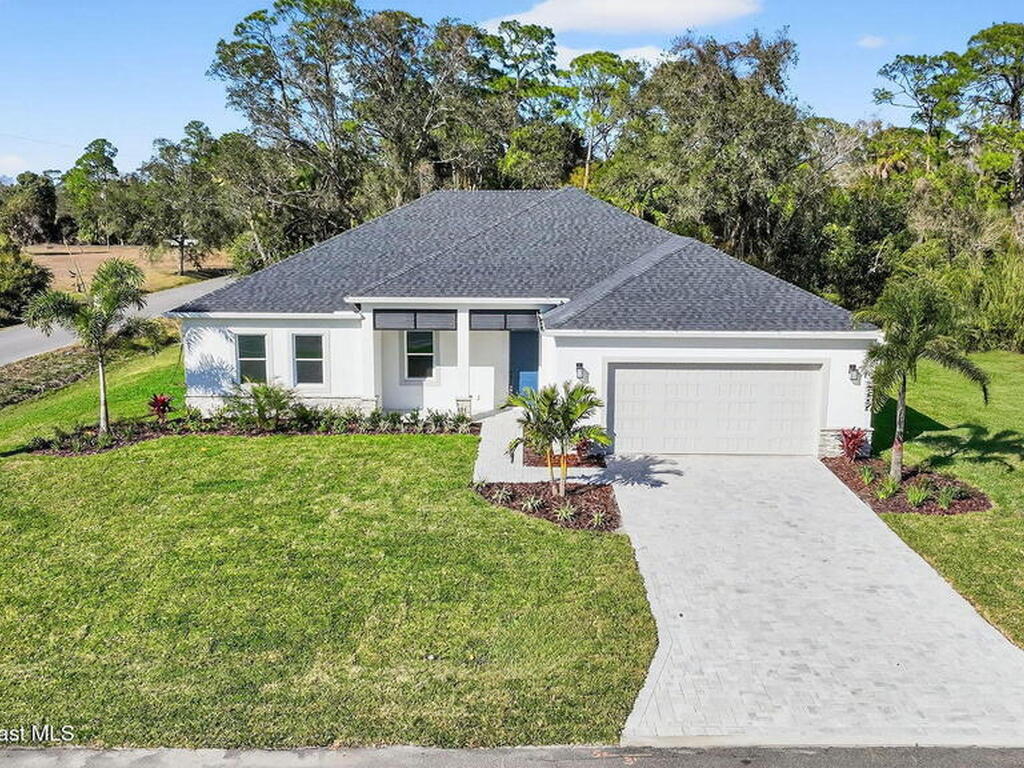7482 Sheridan Road, West Melbourne, FL 32904