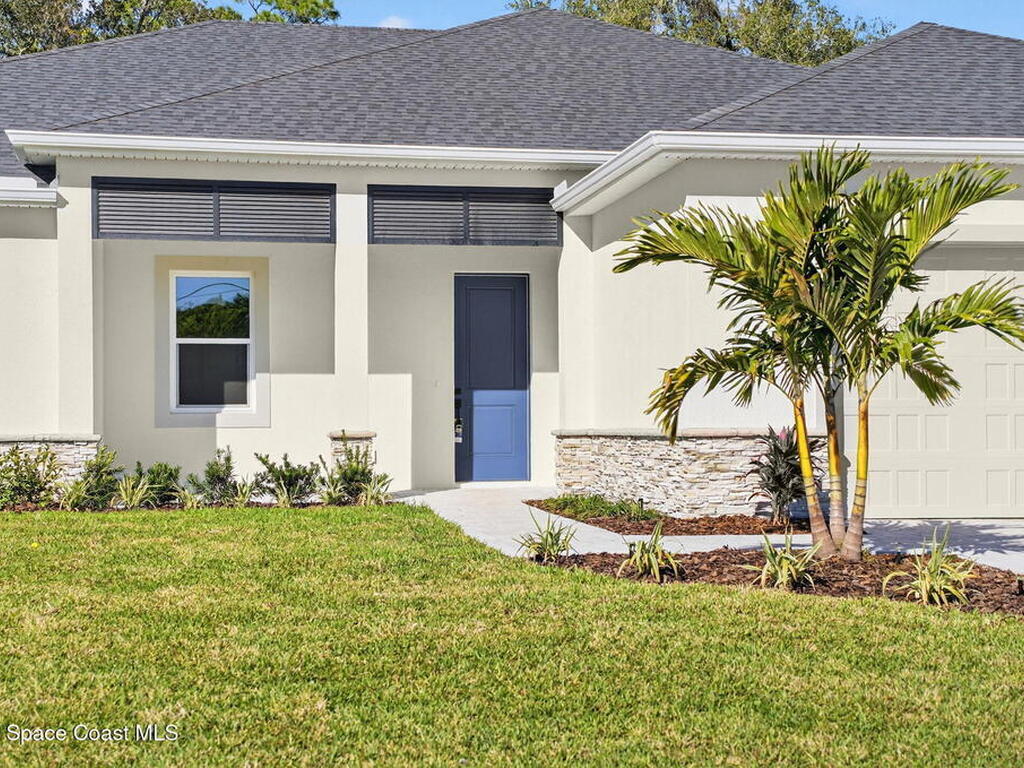 7482 Sheridan Road, West Melbourne, FL 32904