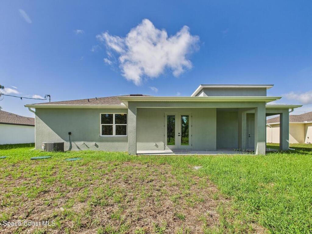 1379 Palau Street, Palm Bay, FL 32909