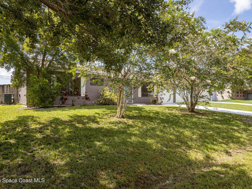 670 Altona Street, Palm Bay, FL 32907