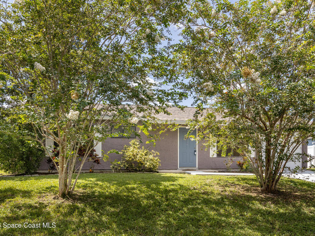 670 Altona Street, Palm Bay, FL 32907