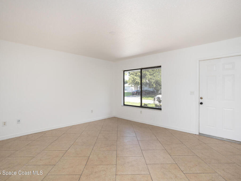 670 Altona Street, Palm Bay, FL 32907