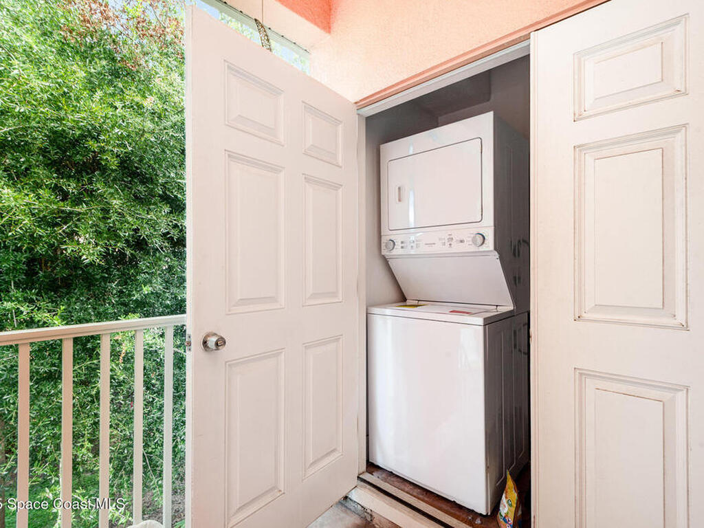 2097 Hidden Grove Lane, Merritt Island, FL 32953