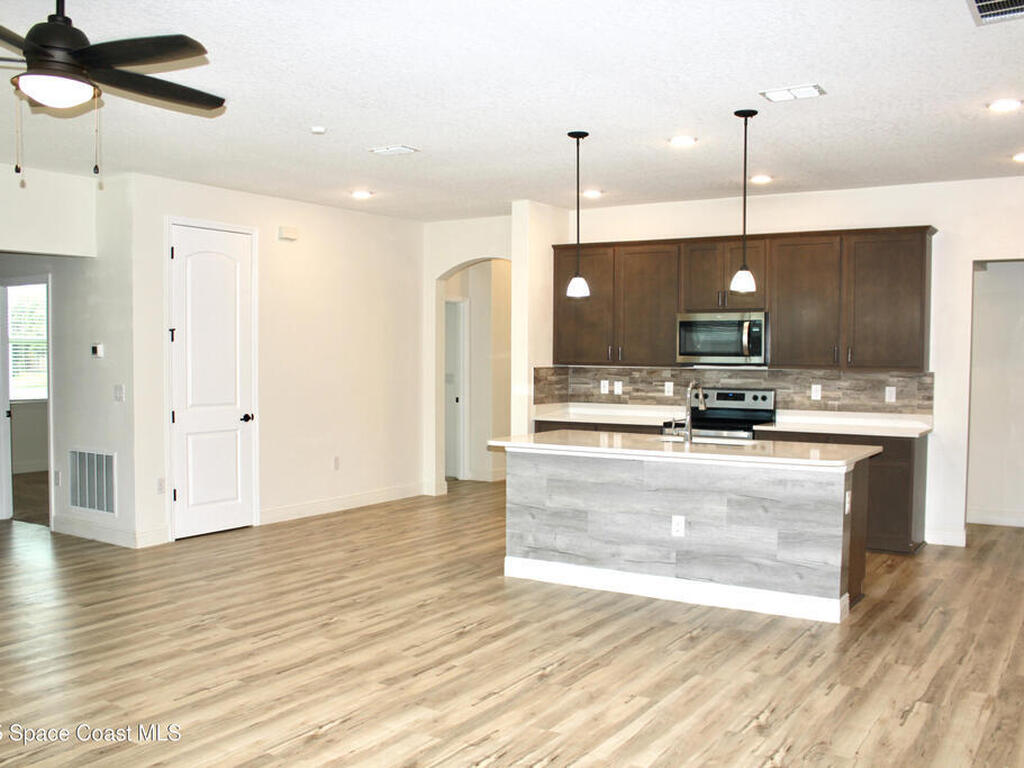 443 Biscayne Avenue, Palm Bay, FL 32907