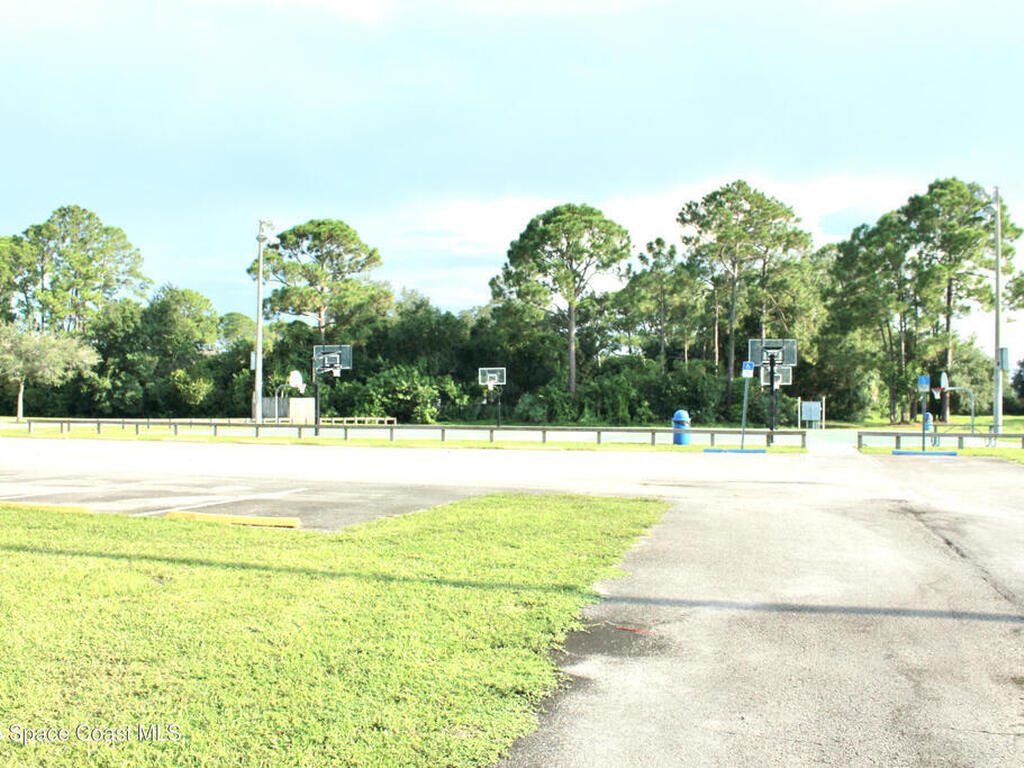 443 Biscayne Avenue, Palm Bay, FL 32907