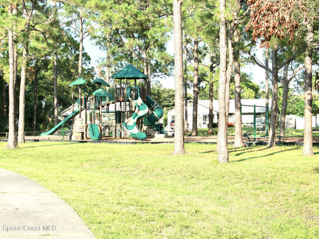 443 Biscayne Avenue, Palm Bay, FL 32907