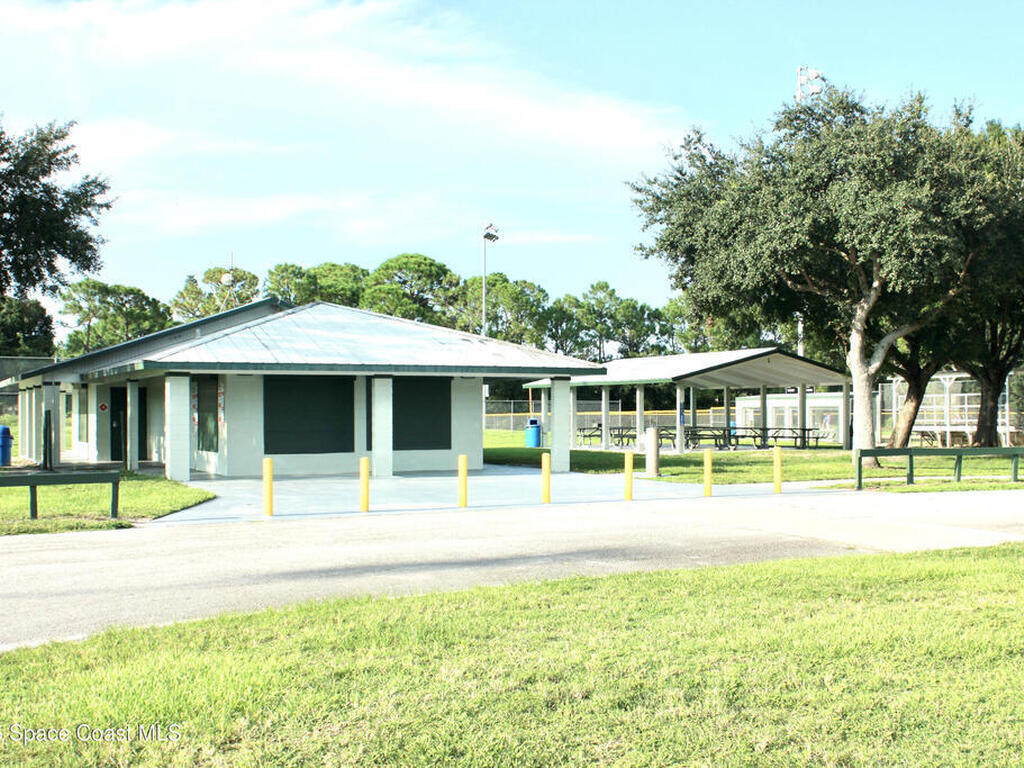 443 Biscayne Avenue, Palm Bay, FL 32907