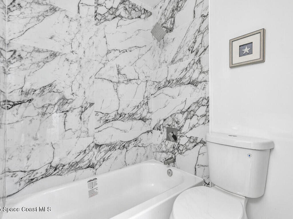 1099 Dusseldorf Avenue, Palm Bay, FL 32907