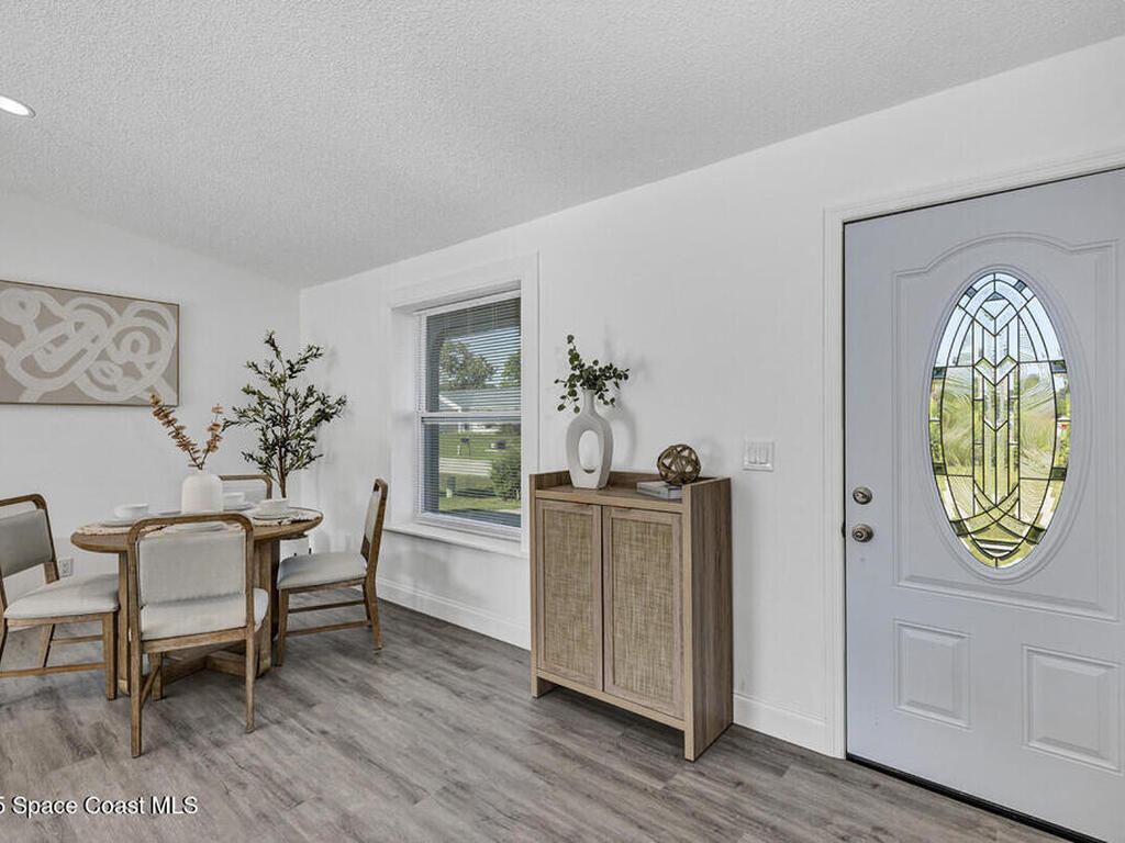 1099 Dusseldorf Avenue, Palm Bay, FL 32907