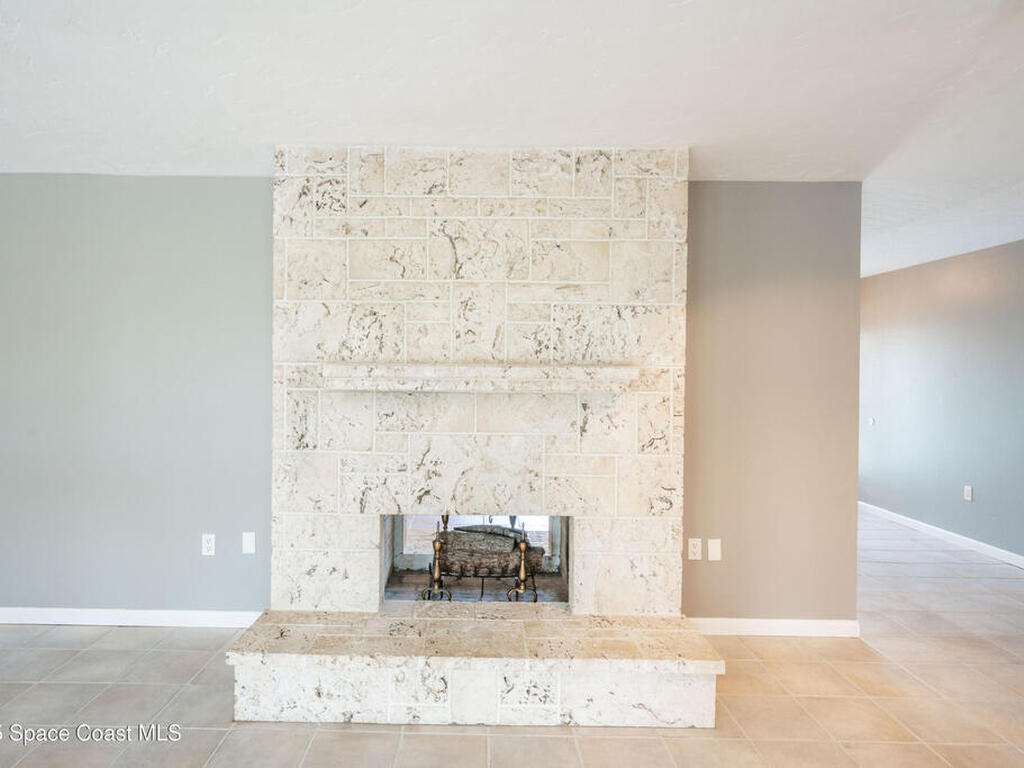 6 Country Club Road, Cocoa Beach, FL 32931