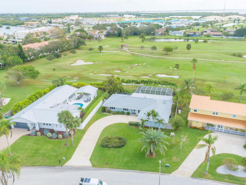 6 Country Club Road, Cocoa Beach, FL 32931