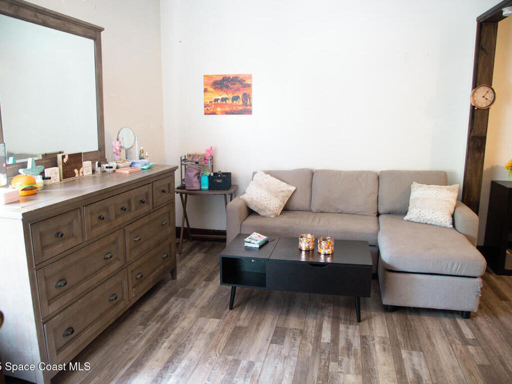 1515 Hamilton Avenue, Palm Bay, FL 32908