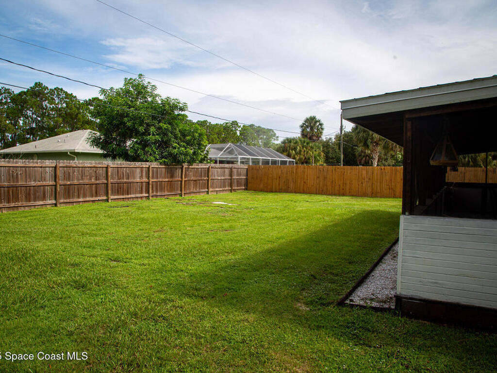 1515 Hamilton Avenue, Palm Bay, FL 32908