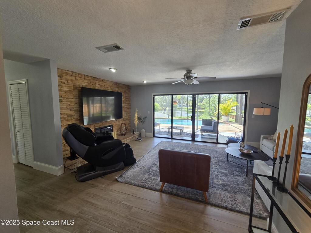3935 S Tropical Trail, Merritt Island, FL 32952