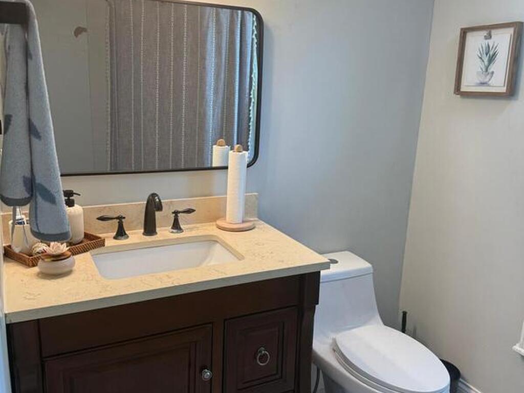 3935 S Tropical Trail, Merritt Island, FL 32952