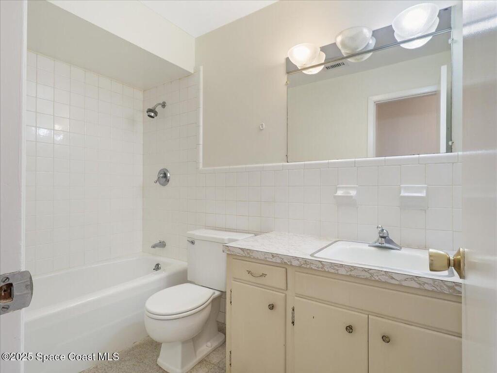 1907 N Carpenter Road, Titusville, FL 32796