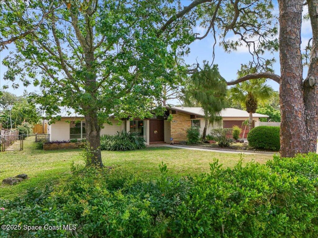 1907 N Carpenter Road, Titusville, FL 32796