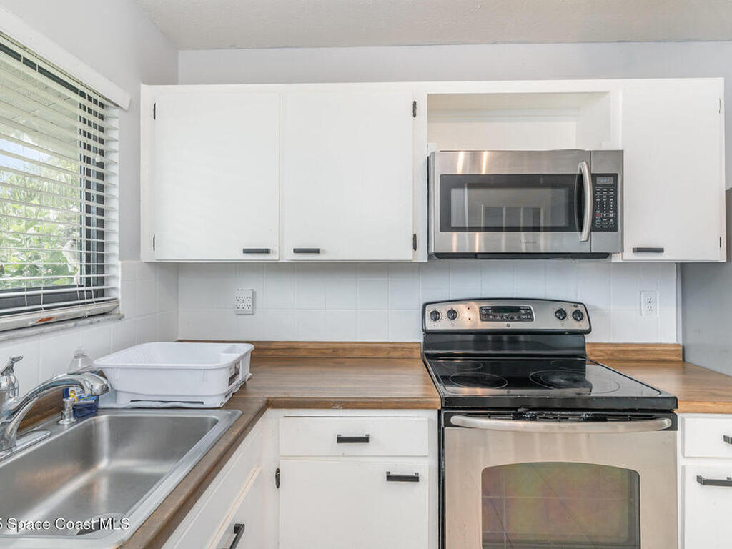 170 Chestnut Avenue, Palm Bay, FL 32907