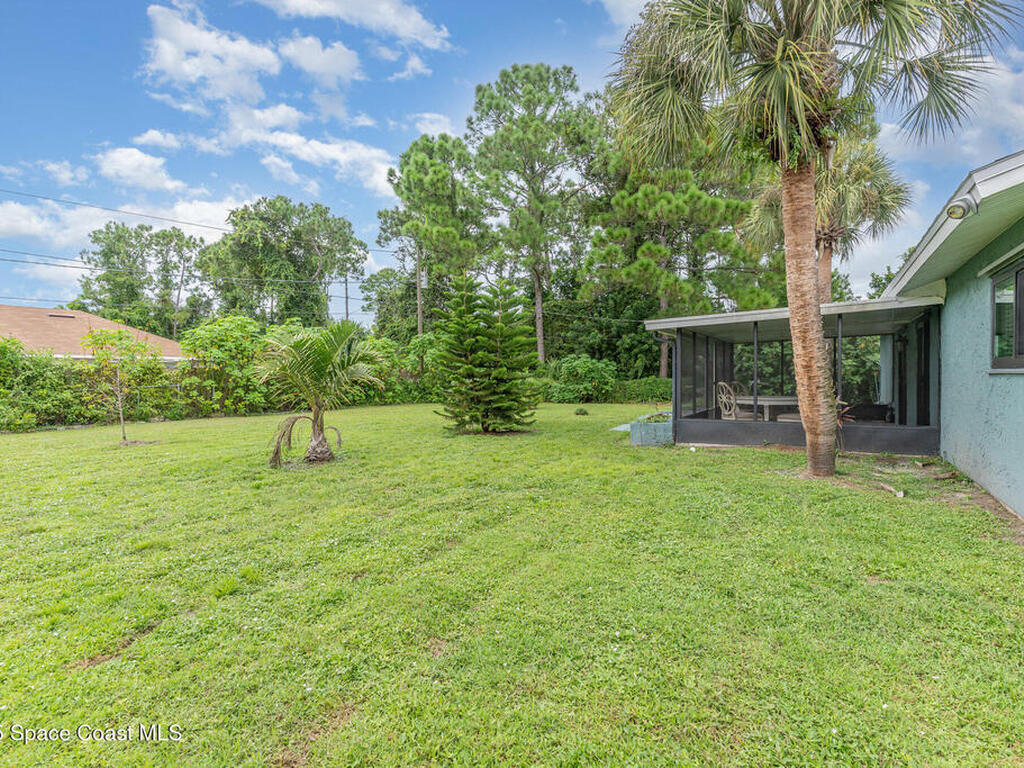 170 Chestnut Avenue, Palm Bay, FL 32907