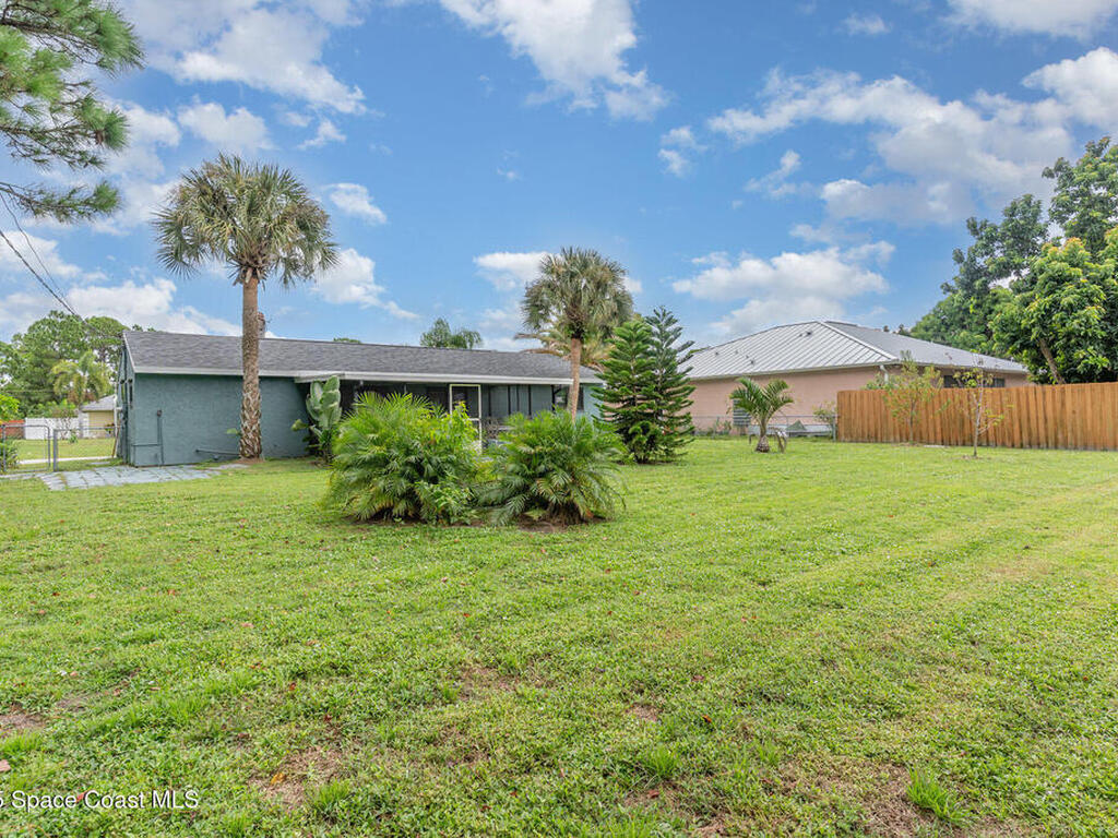 170 Chestnut Avenue, Palm Bay, FL 32907