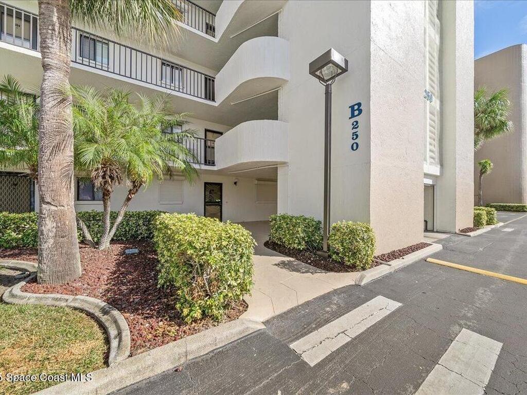 250 S Sykes Creek Parkway, Merritt Island, FL 32952